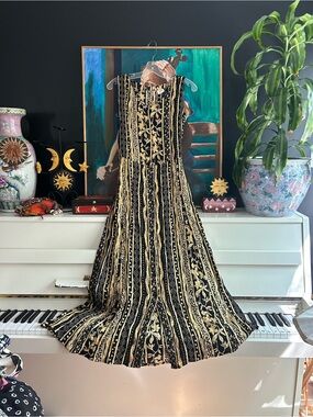 Vintage Style Black Tan Floral Maxi Dress 100% Viscose Size S Boho